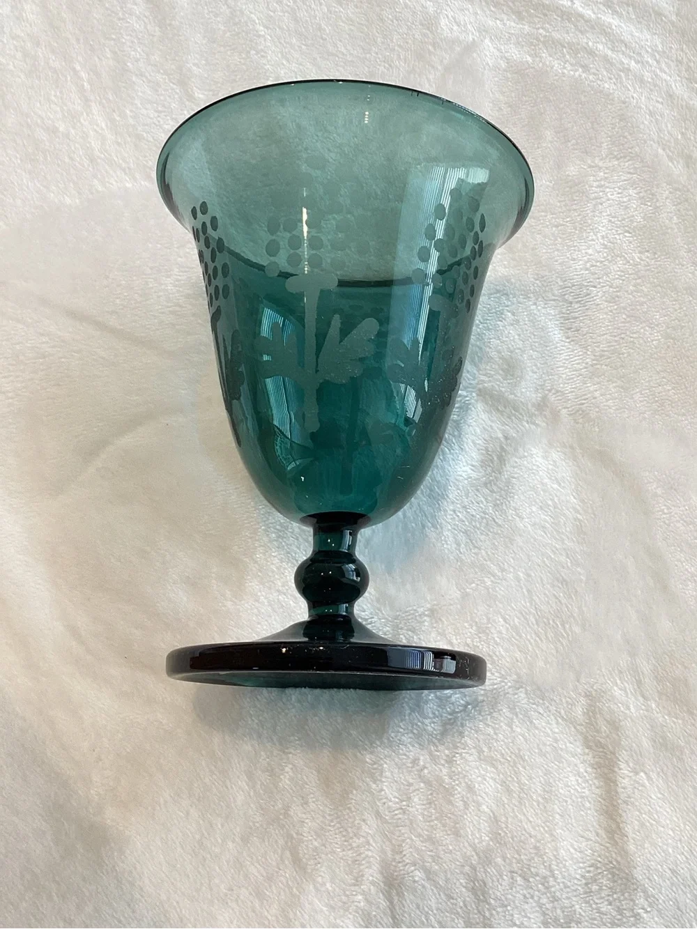 Anthropologie Green Goblet Glass Alejandra New Set of 2 Borosilicate